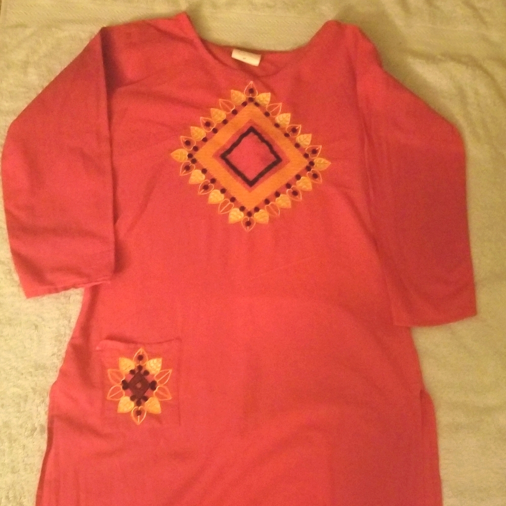 Pakistani dress - Picture 2 of 2